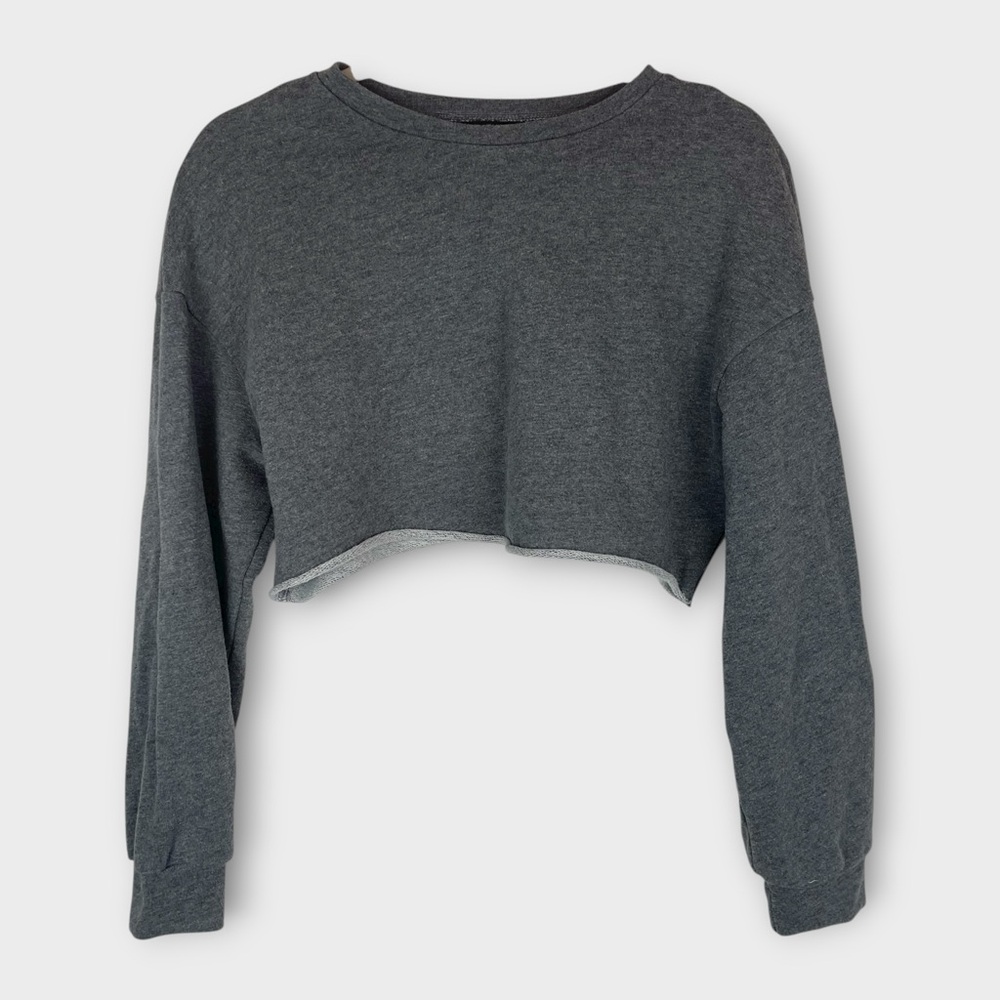 SHEIN Small Gray Cropped Sweatshirt Long Sleeve Raw Hem Casual Pullover